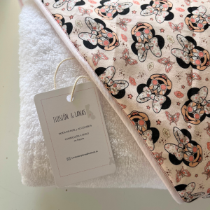 Toalla baño INFANTIL - MINNIE MOUSE-