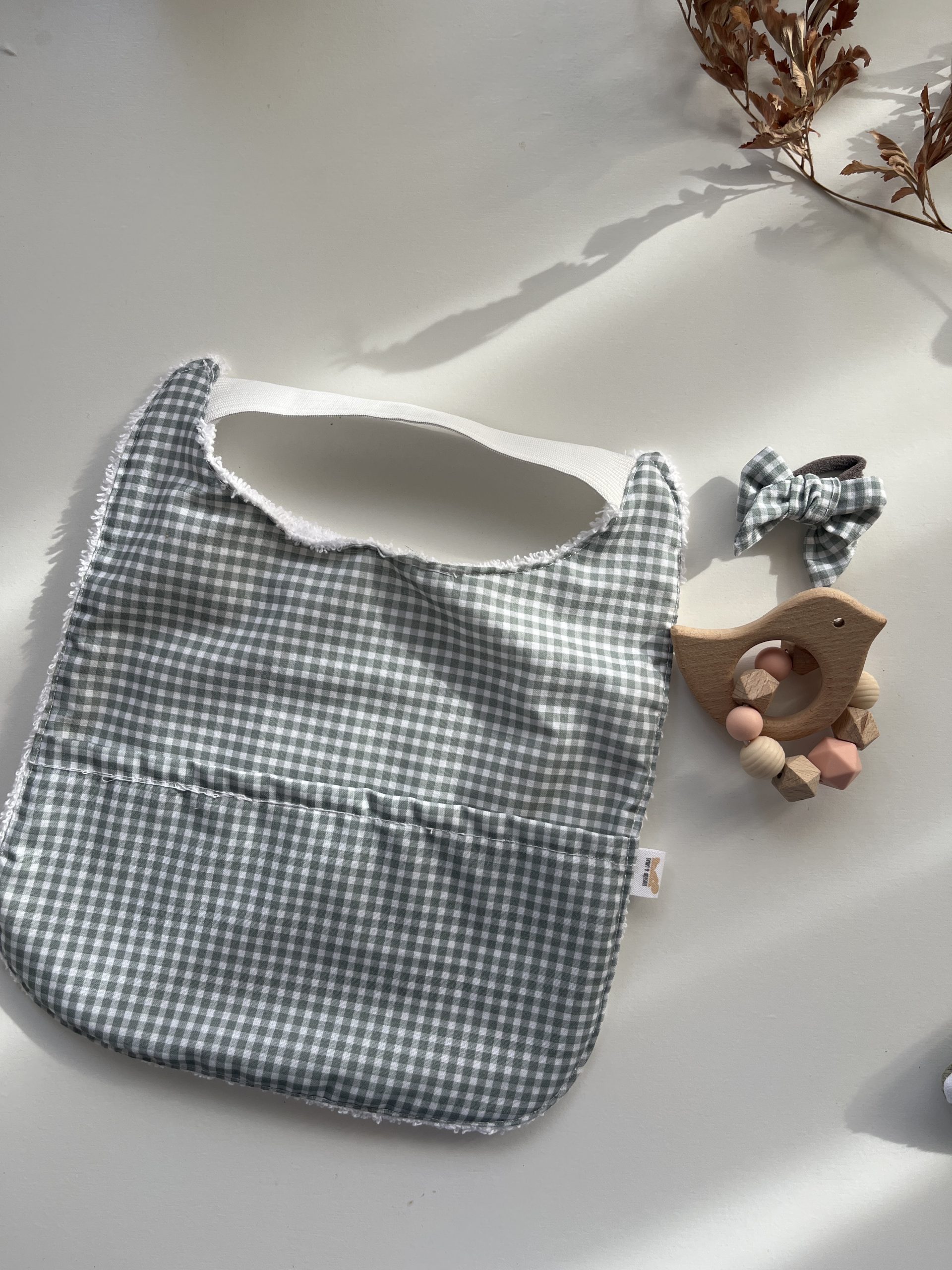 BEBÉ PACK Babero+Mordedor+Lacito