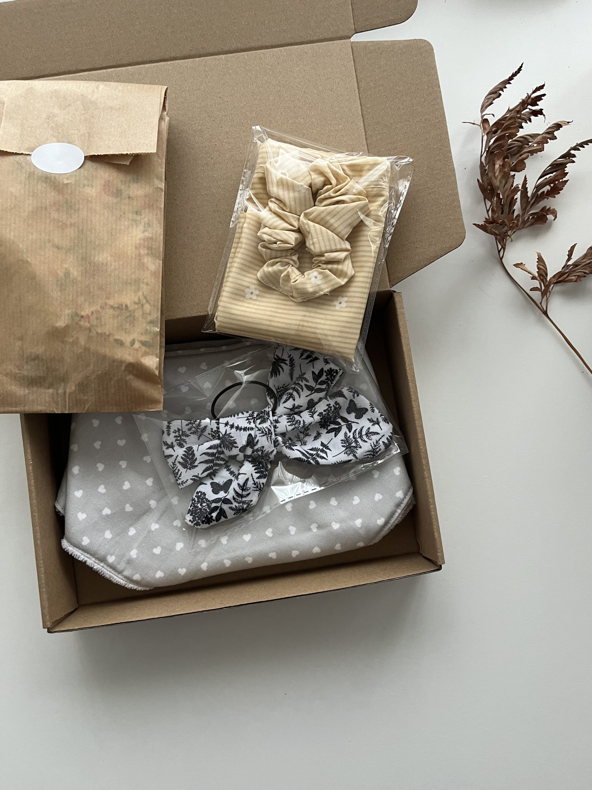 Cajita regalo para bebé, amiga y auto regalo