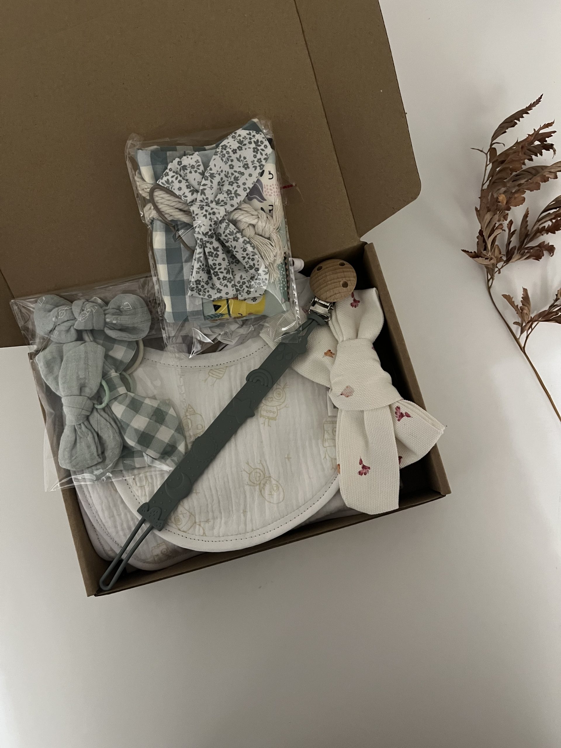 Cajita regalo para bebé y amigas