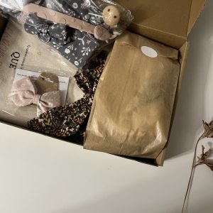 Cajita regalo para amigas con bebés