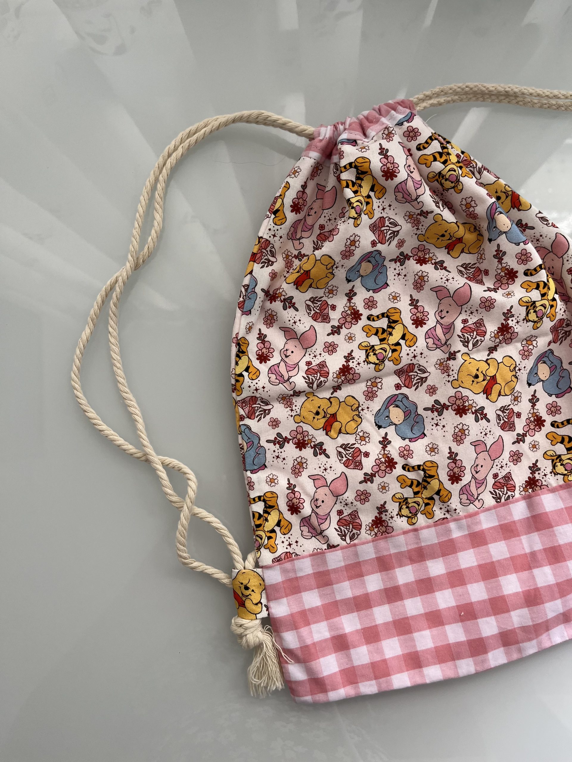 Mochila cuerdas Winnie the pooh (Última Unidad )
