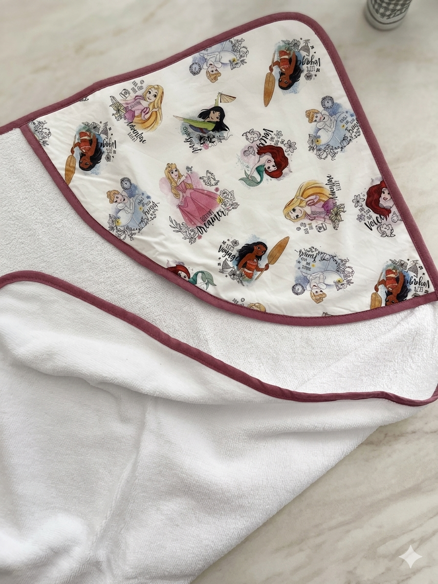 Capa de Baño Infantil / Princesas Disney (Última Unidad)
